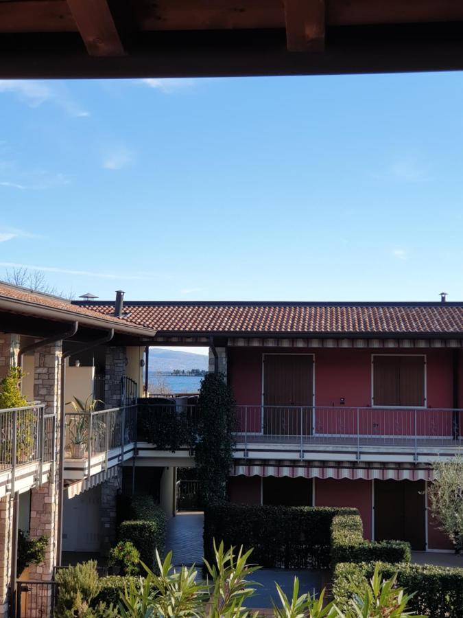 La Fenice Holiday Apartment Manerba del Garda Bagian luar foto